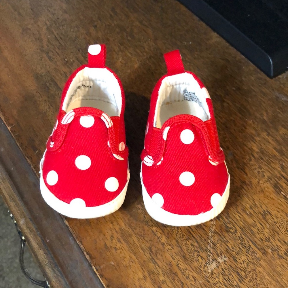NWOT babyGap 0-3 months slip on shoes